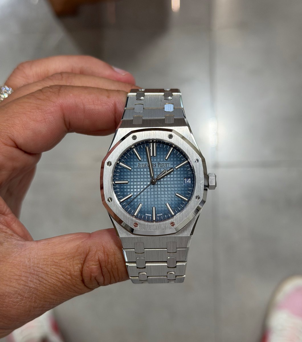 Audemars Piguet Royal Oak 41 15510BC, blue ombre